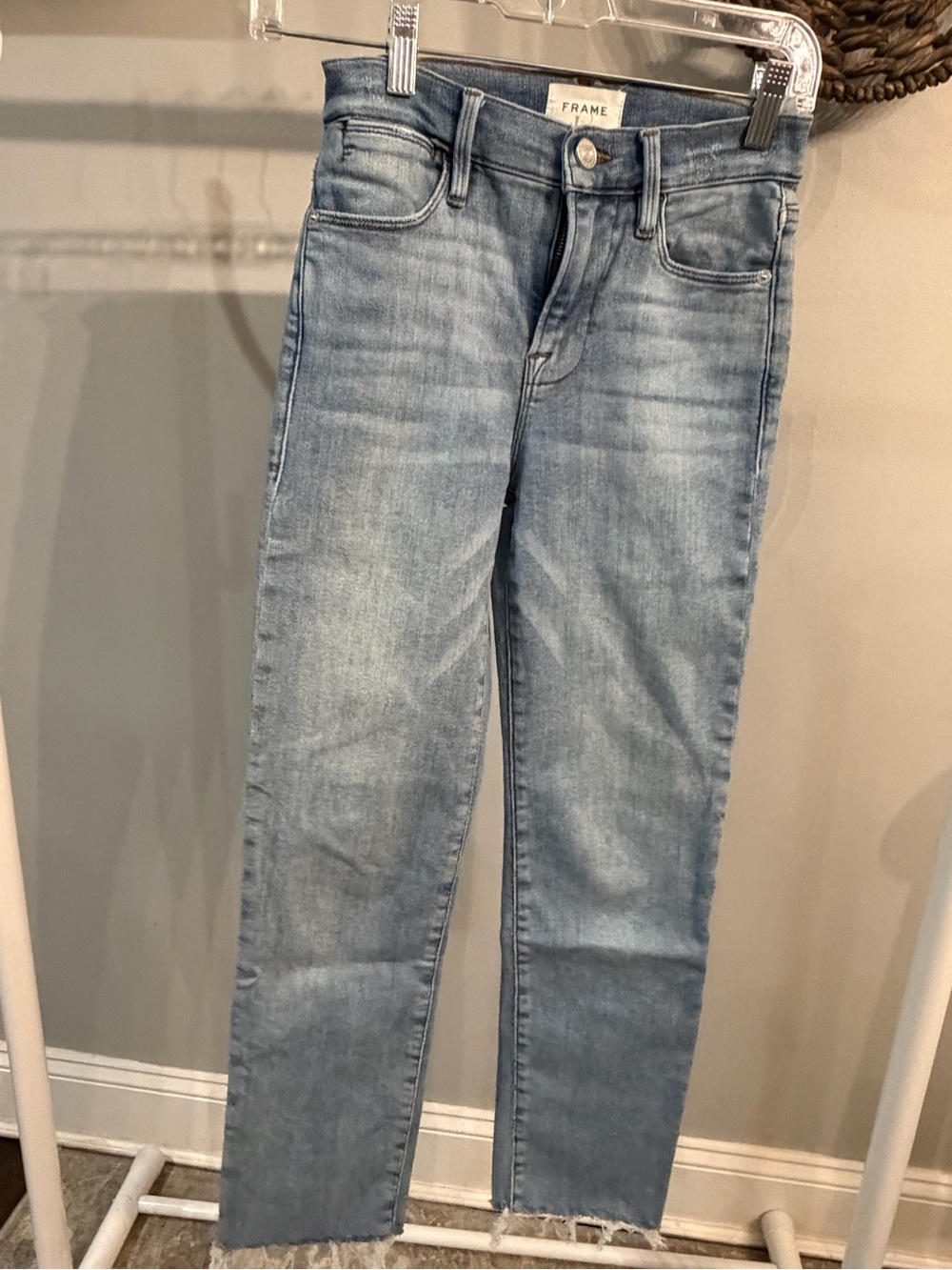 Frame Denim le high straight jeans women’s size 24